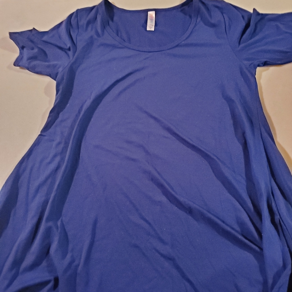 Lularoe top